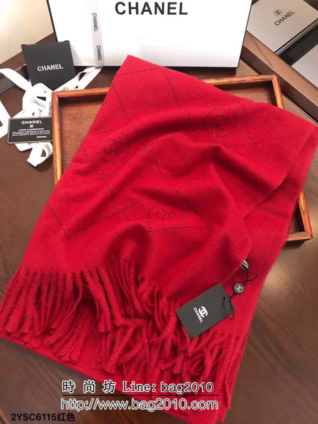 CHANEL香奈兒最新款 燙鑽logo羊絨圍巾 2YSC6115 LLWJ7049
